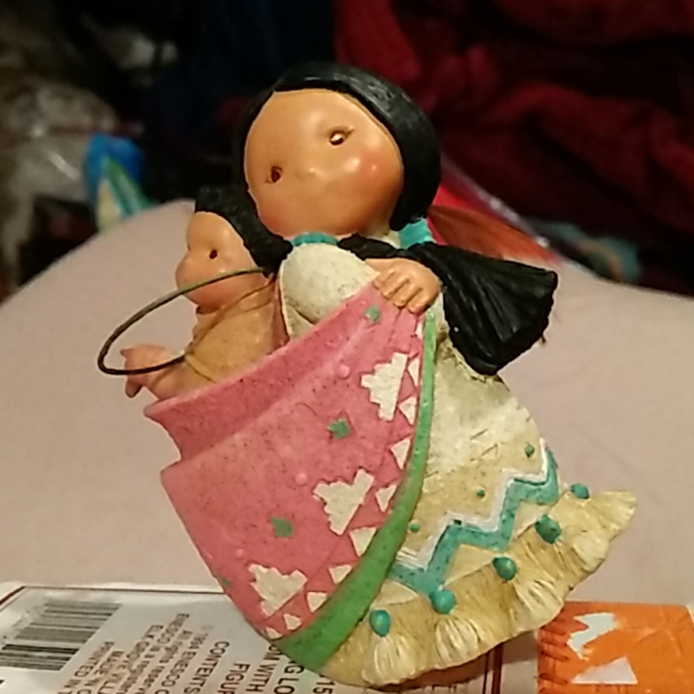 NIB Vintage Mom with Papoose Figurine